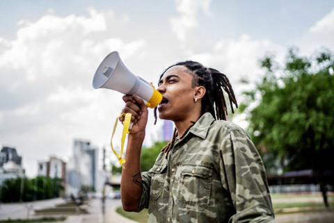 Ilustrasi Kapan Demo Ojol Mei 2025, Foto: Unsplash/FG Trade.