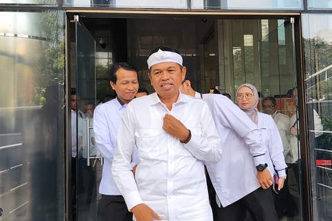 Gubernur Jawa Barat Dedi Mulyadi di Gedung Merah Putih KPK, Jakarta Selatan, Senin (19/5/2025). Foto: Jonathan Devin/kumparan