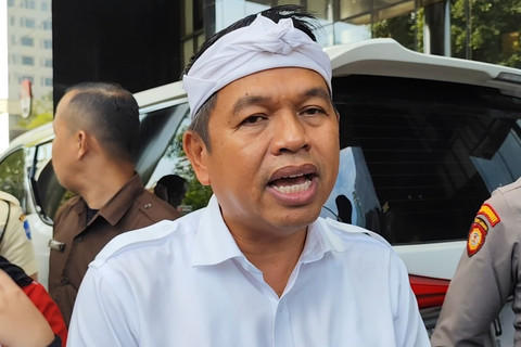 Gubernur Jawa Barat Dedi Mulyadi di Gedung Merah Putih KPK, Jakarta Selatan, Senin (19/5/2025). Foto: Jonathan Devin/kumparan