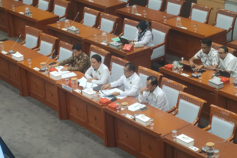 Rapat Dengar Pendapat Umum (RDP) Komisi VIII dengan Dirjen Penyelenggara Haji dan Umrah di Kompleks Parlemen Senayan, Jakarta pada Senin (19/5/2025). Foto: Haya Syahira/kumparan
