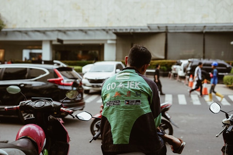 Apa Itu Offbid yang Populer di Kalangan Ojol? Foto Hanya Ilustrasi. Sumber Foto: Unsplash.com/Afif Ramdhasuma