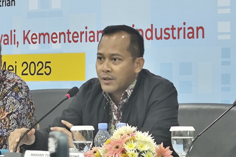 Direktur Industri Maritim, Alat Transportasi, dan Alat Pertahanan (IMATAP) Kemenperin, Mahardi Tunggul dalam diskusi Forum Wartawan Industri (Forwin) di Kantor Kemenperin, Senin (19/5/2025). Foto: Widya Islamiati/kumparan