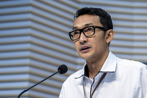 Juru Bicara KPK Budi Prasetyo menyampaikan keterangan terkait hasil lelang gratifikasi di Gedung Merah Putih KPK, Jakarta, Selasa (19/5/2025). Foto: Bayu Pratama S/ANTARA FOTO