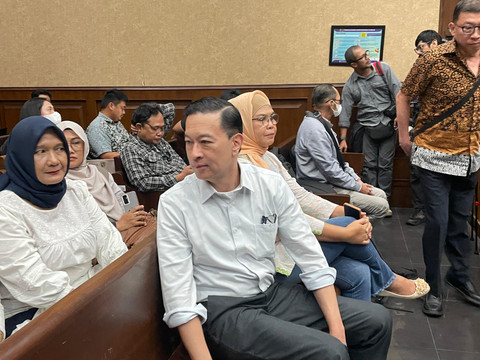 Eks Menteri Perdagangan Thomas Trika... </div>
<div class=