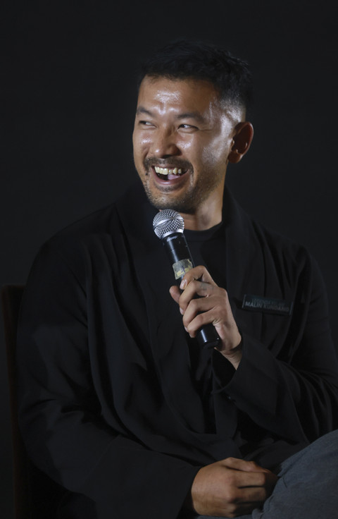 Aktor Rio Dewanto saat konferensi pers film Legenda Kelam Malin Kundang di Epicentrum, Jakarta, Senin, 19/5/2025). Foto: Agus Apriyanto