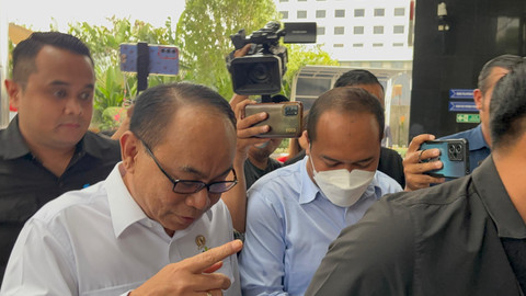 Menteri Koperasi, Budi Arie Setiadi sampai di gedung Merah Putih KPK, Jakarta Selatan pada Rabu (21/5).  Foto: Abid Raihan/kumparan