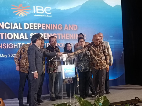 Peluncuran Riset Indonesian Business Council (IBC) Financial Development for Strong and Equitable Growth, di Hotel Shangri-La, Jakarta, Rabu (21/5). Foto: Muhammad Fhandra/kumparan