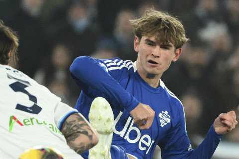 Pemain Como, Nico Paz. Foto: Alberto Pizzoli/AFP