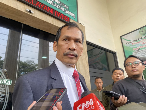 Penggugat UGM dalam kasus ijazah Jokowi di Pengadilan Negeri Sleman, Komarudin. Foto: Resti Damayanti/Pandangan Jogja