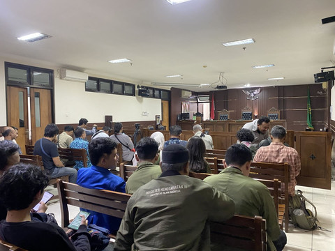 Sidang gugatan perdata kepada UGM terkait ijazah Jokowi di Pengadilan Negeri Sleman, Kamis (22/5). Foto: Resti Damayanti/Pandangan Jogja