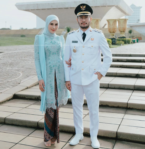 Syahnaz Sadiqah dan Ritchie Ismail. Foto: Instagram/syahnazs