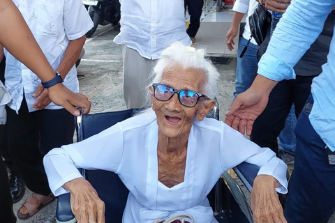 Nyoman Reja (92 tahun) di PN Denpasar, Kamis (22/5/2025). Foto: Denita BR Matondang/kumparan