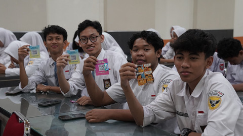 Sweet card yang diterima peserta dalam 'Antariksa 2025 Goes to School,' edukasi bahaya judol bagi pelajar oleh mahasiswa Ilkom UNISA. Foto: Dok. UNISA Yogya