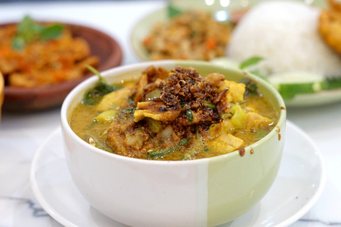 Ilustrasi rujak soto khas Banyuwangi. Foto: Shutterstock
