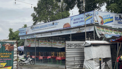 Lahan milik BMKG yang diduga diduduki oleh ormas GRIB di Pondok Betung, Tangerang Selatan, Jumat (23/5/2025). Foto: Abid Raihan/kumparan