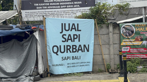 Lahan milik BMKG yang diduga diduduki oleh ormas GRIB di Pondok Betung, Tangerang Selatan, Jumat (23/5/2025). Foto: Abid Raihan/kumparan