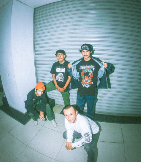 YOUR UNSETTLING, unit punk hardcore asal Pontianak telah merilis debut EP bertajuk 'Prefer to Blind'. Foto: Dok. Istimewa