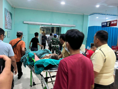 Jaksa dan ASN di Kejari Deli Serdang, Sumut, dibacok orang tak dikenal, Sabtu (24/5). Foto: Dok Kejati Sumut