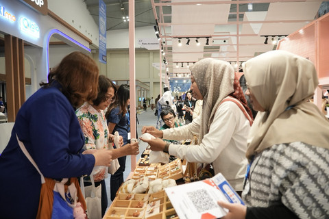 UMKM perhiasan 'Diamonte' saat mengikuti BRI UMKM EXPO(RT) di ICE BSD, Tangerang. Foto: Dok. BRI