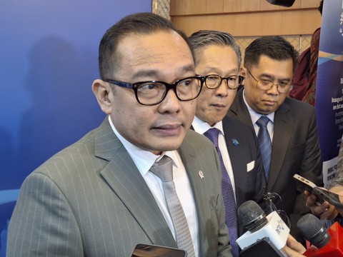 Wakil Menteri Investasi dan Hilirisasi Todotua Pasaribu usai acara Inaugural Global Business Summit on Belt and Road Infrastructure di Kantor Kementerian Investasi, Jakarta Selatan pada Minggu (25/5/2025). Foto: Argya D. Maheswara/kumparan 