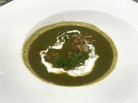 Moringa Soup ala Chef Sakirun Achmad. Foto: Salsha Okta Fairuz/kumparan