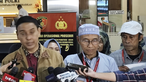 Tim Pembela Ulama dan Aktivis (TPUA), Rizal Fadhillah, di Bareskrim Polri, Senin (26/5/2025). Foto: Rachmadi Rasyad/kumparan