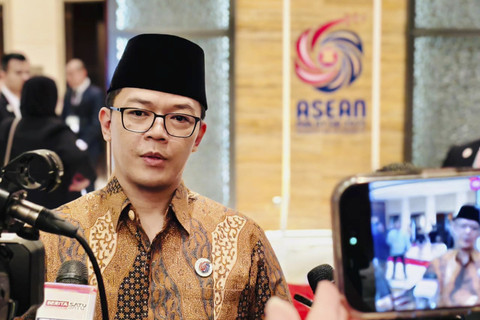 Menlu Sugiono usai mendampingi Presiden Prabowo menghadiri gala dinner di Kuala Lumpur Convention Centre (KLCC), Malaysia, Senin (26/5) malam. Foto: Dok. Laily Rachev - Biro Pers Sekretariat Presiden