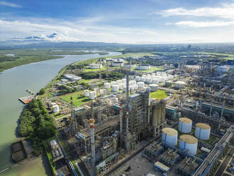 Kilang Pertamina RU IV Cilacap. Foto: Dok. KPI