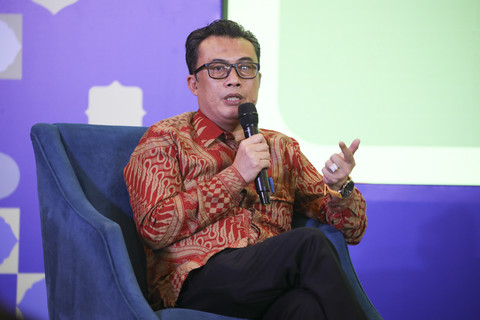 Deputi Bidang Pembinaan dan Pengawasan Jaminan Produk Halal BPJPH E.A Chuzaemi Abidin menjadi pembicara kumparan Halal Forum 2025 di Ballroom Artotel Mangkuluhur, Jakarta, Selasa (27/5/2025).  Foto: Aditia Noviansyah/kumparan