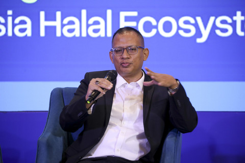 Wakil Ketua Bidang Pengembangan Ekonomi Syariah KADIN Indonesia Angga A. Adinegoro menjadi pembicara kumparan Halal Forum 2025 di Ballroom Artotel Mangkuluhur, Jakarta, Selasa (27/5/2025). Foto: Aditia Noviansyah/kumparan