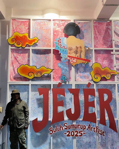 Rekki Zakkia dalam Suluh Sumurup Art Fest 2025. Foto: Dok. Rekki Zakkia