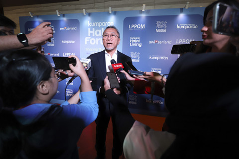 Menko Pangan Zulkifli Hasan pada kumparan Halal Forum 2025 di Ballroom Artotel Mangkuluhur, Jakarta, Selasa (27/5/2025).  Foto: Iqbal Firdaus/kumparan