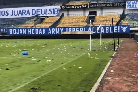 Kondisi sejumlah fasilitas rusak usai laga Persib melawan Persis di Stadion Gelora Bandung Lautan Api, Kota Bandung, Jawa Barat. Foto: Istimewa