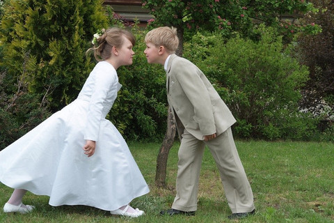 Ilustrasi pernikahan anak. Foto: Pixabay