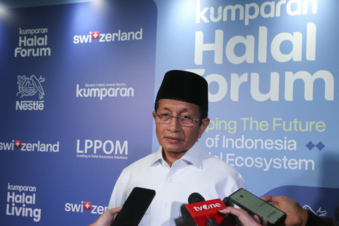 Menteri Agama Nasaruddin Umarusai menghadiri kumparan Halal Forum 2025 di Ballroom Artotel Mangkuluhur, Jakarta, Selasa (27/5/2025). Foto: Aditia Noviansyah/kumparan
