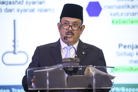 Menteri PPN/Kepala Bappenas Rachmat Pambudy memberikan keynote speech pada kumparan Halal Forum 2025 di Ballroom Artotel Mangkuluhur, Jakarta, Selasa (27/5/2025).  Foto: Aditia Noviansyah/kumparan