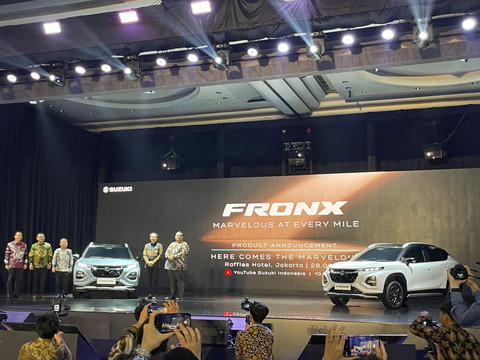 PT Suzuki Indomobil Sales (SIS) resmi meluncurkan Suzuki Fronx di Jakarta, Rabu (28/5/2025). Foto: Sena Pratama/kumparan