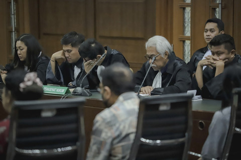 Suasana sidang tuntunan kasus mantan pejabat Mahkamah Agung, Zarof Ricar terkait korupsi pengurusan perkara Gregorius Ronald Tannur di Pengadilan Negeri Jakarta Pusat, Rabu (28/5/2025).  Foto: Jamal Ramadhan/kumparan