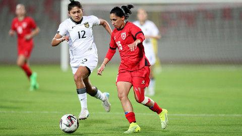 Aksi pemain saat Timnas Wanita Indonesia berhadapan dengan Timnas Wanita Yordania dalam FIFA Women's Matchday, Rabu (28/5) di Stadion King Abdullah II, Kota Amman. Foto: dok. Jordan Football Association (JFA)