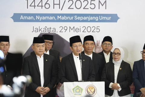 Menteri Agama Nasaruddin Umar konpers jelang keberangkatan ke Makkah memantau pelaksanaan haji. Foto: Kemenag RI