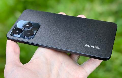 Ilustrasi Harga HP Realme C63      Sumber Unsplash/Andrey Matveev