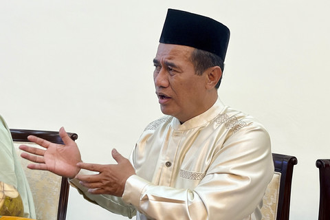 Menteri Pertanian Amran Sulaiman dalam gelaran tasyakuran Cadangan Beras Pemerintah (CBP) 4 juta ton di kediamannya di Jakarta Selatan, Jumat (30/5/2025). Foto: Fadhil Pramudya/kumparan