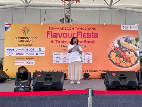 Aletta Sumampouw, General Manager Yukmakan, saat acara pembukaan Flavour Fiesta 2025: A Taste of Thailand, Jumat (30/5). Foto: Salsha Okta Fairuz/kumparan