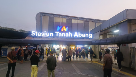 Suasana Stasiun Tanah Abang usai direvitalisasi, Jumat (30/5). Foto: Thomas Bosco/kumparan