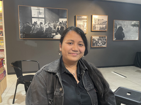 Salah satu pengunjung Smiljan Makarya, Desty, saat ditemui kumparan, Jumat (30/5/2025). Foto: Fadhil Pramudya/kumparan