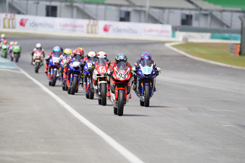 Aksi Fadillah Arbi Aditama di Asia Road Racing Championship (ARRC) 2025 seri Sepang, Malaysia yang digelar Sabtu, 31 Mei 2025. Foto: AHM