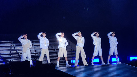 Penampilan NCT WISH saat konser LOG in Jakarta yang digelar di Tennis Indoor Senayan, Sabtu (31/5). Foto: Ela Nurlaela/kumparan