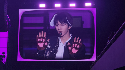 Penampilan NCT WISH saat konser LOG in Jakarta yang digelar di Tennis Indoor Senayan, Sabtu (31/5). Foto: Ela Nurlaela/kumparan