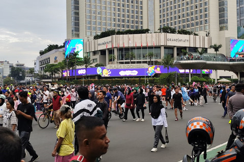 Suasana car free day (CFD) di kawasan Bundaran HI Jakarta, Minggu (1/6/2025). Foto: Luthfi Humam/kumparan