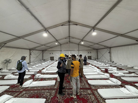 Suasana salah satu tenda jemaah haji di Arafah. Foto: Ikhwanul Habibi/kumparan